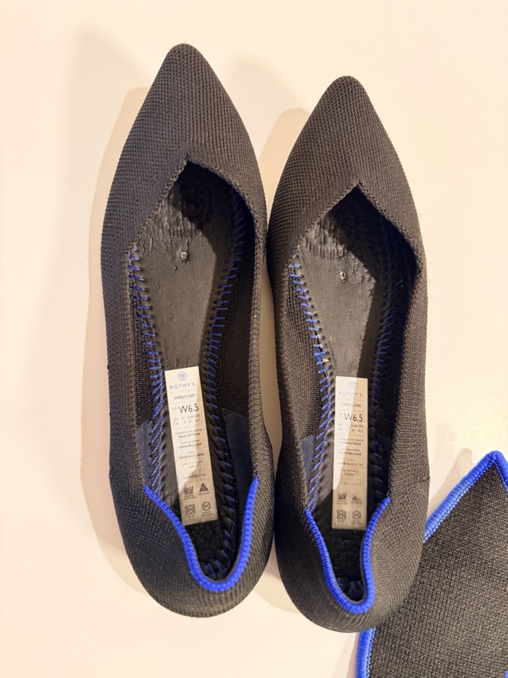 Authentic Rothy's The Point Flats Pointed Toe Flat Shoes black Women's Sz 6.5US - Picture 12 of 12